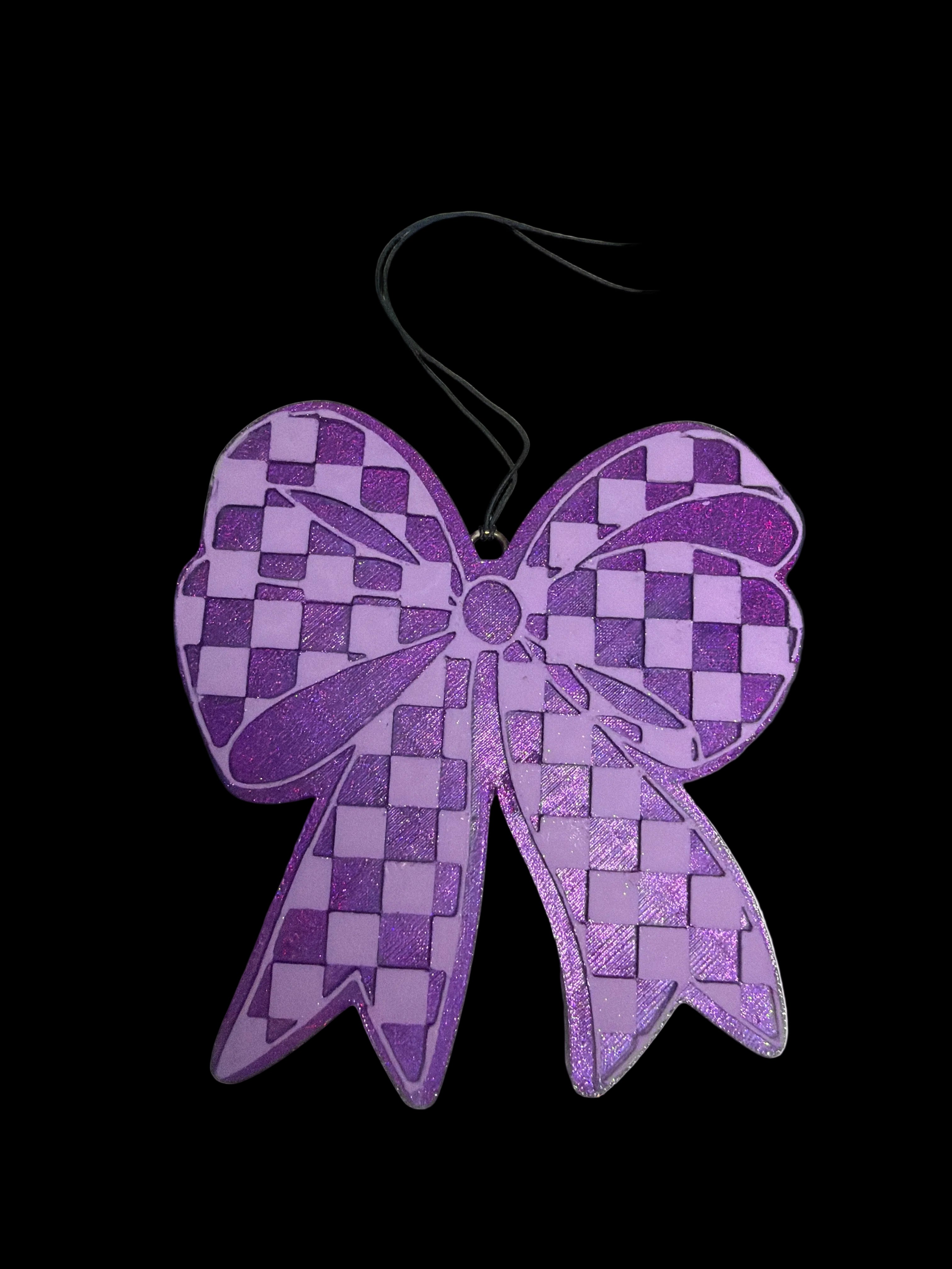 Checkered bow