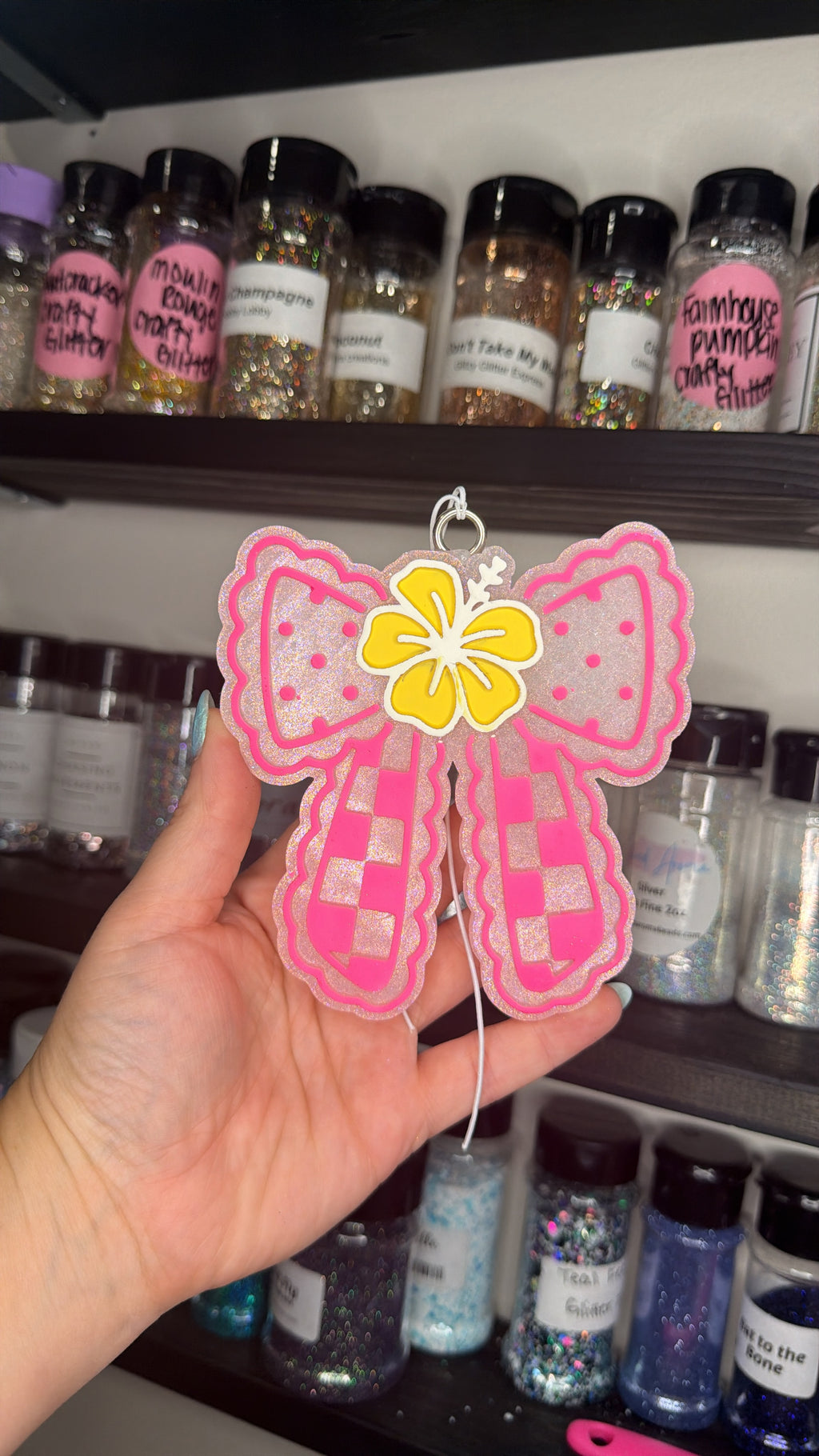 Hibiscus Bow